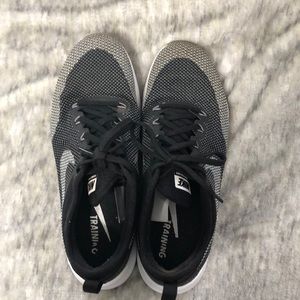 Nike Zoom Dynamic Tennis Shoes